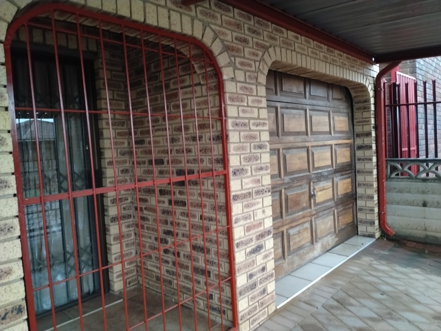 2 Bedroom Property for Sale in Rocklands Free State